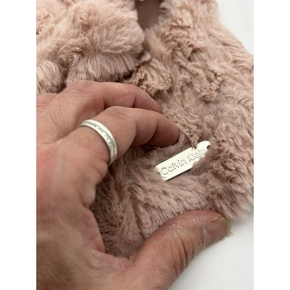 Calvin Klein Rose Baby Vest   18 Months- A-49 - Picture 3 of 6